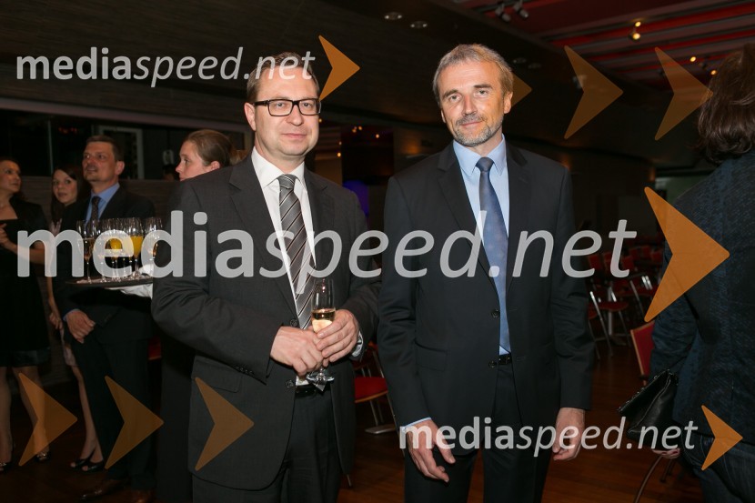  Marko Filli,  generalni direktor RTV Slovenija;  Marko Ručigaj, član uprave Založba Mladinska knjigaTrusted Brand 2015