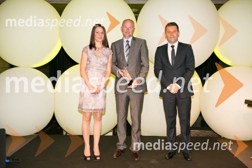  Martina Dolgan, vodja marketinga in oglasnega trženja, Založba Mladinska knjiga;  Rok Cuderman, vodja marketinga Petrol d.d.;  Gregor Medved, vodja knjižnega kluba Svet knjigeTrusted Brand 2015