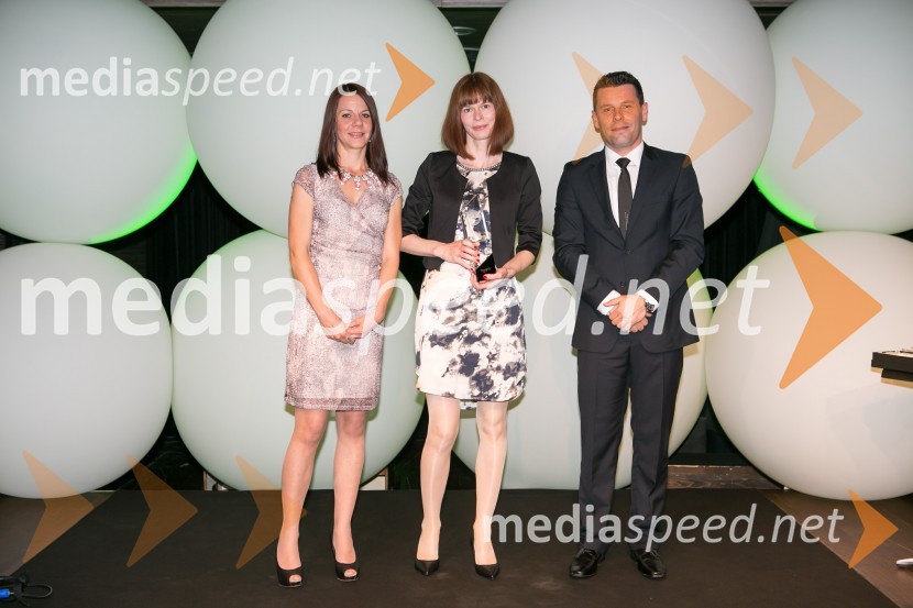  Martina Dolgan, vodja marketinga in oglasnega trženja, Založba Mladinska knjiga;  Helena Strašek, predstavnica Oddelka zdravil brez recepta, Lek;  Gregor Medved, vodja knjižnega kluba Svet knjigeTrusted Brand 2015