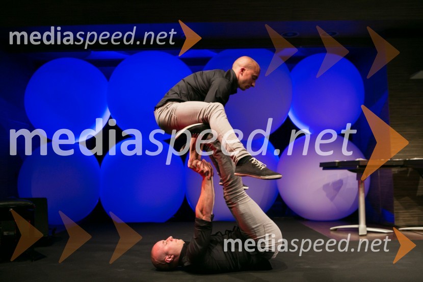  Blaž Slanič, F&B Acrobatics;  Filip Kržišnik, F&B AcrobaticsTrusted Brand 2015