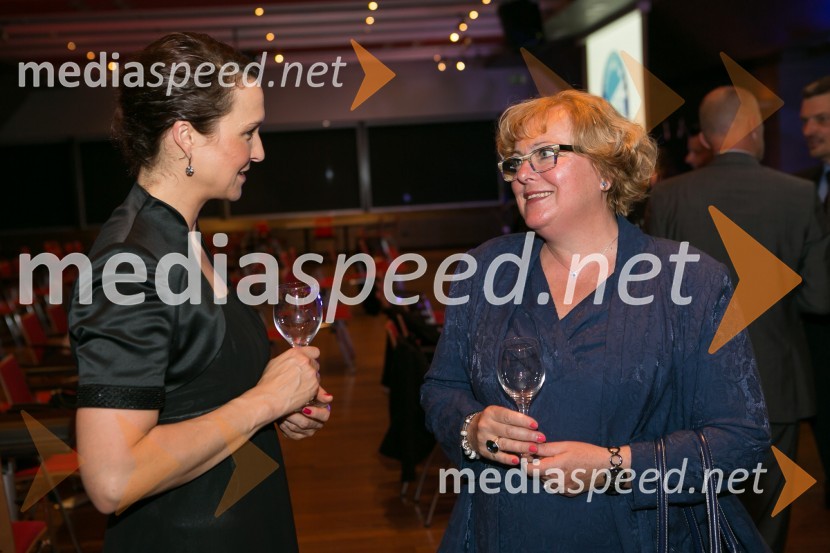  Polona Stepišnik, direktorica prodaje in marketinga, Založba Mladinska knjiga;  Nada  Jarc, Avto JarcTrusted Brand 2015