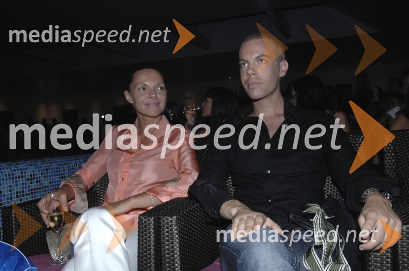 Vlatka Pokos, hrvaška pevka in Marko Grubnić, modni stilistModna revija Palmers na Hvaru