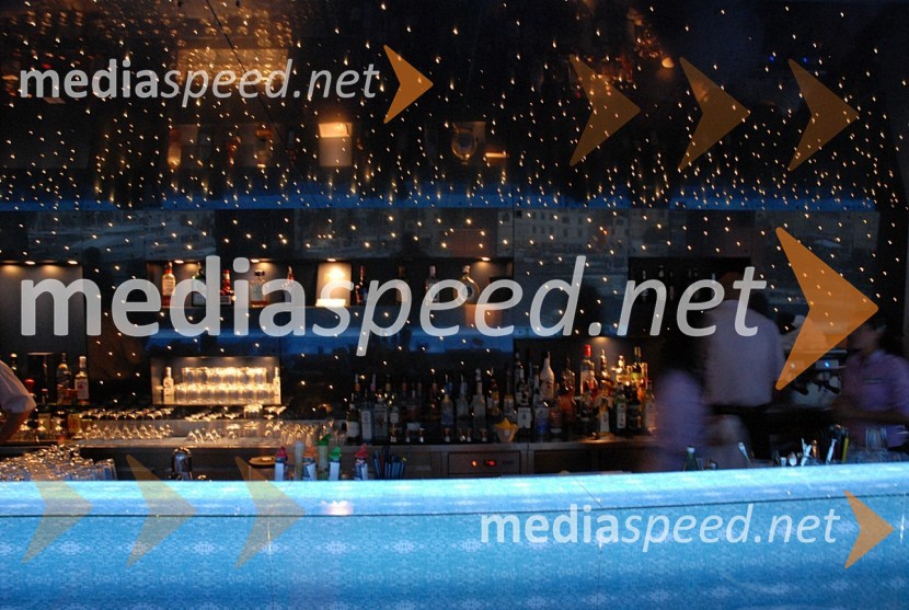 Bar Hotela AdrianaModna revija Palmers na Hvaru