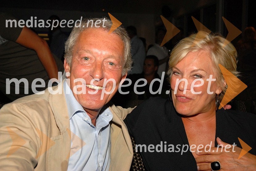 Jacques Bertrand, predsednik uprave Sunčani Hvar s partnerkoModna revija Palmers na Hvaru