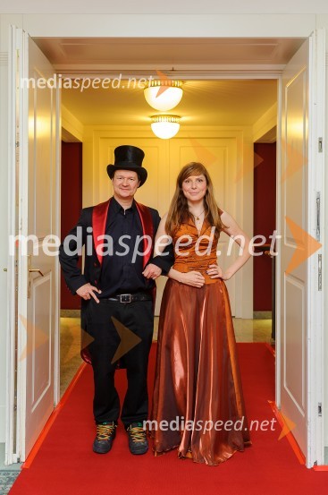  Andrej  Težak-Tešky, stand up komik, Kurz Rock Vibe d.o.o. ;  Tina Podgornik, marketing, Media Lab d.o.o.2. Poslovni in MBA gala ples