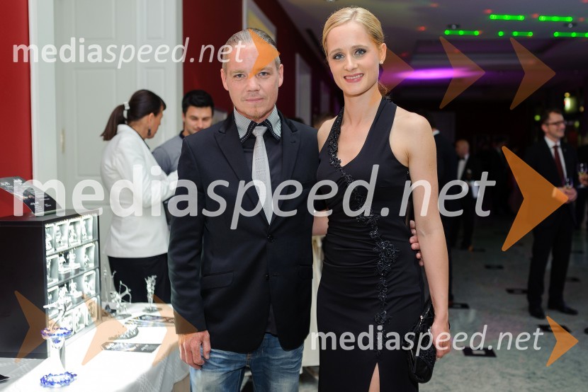  Matjaž Bornšek, MB Glass ;  Daniela Bervar Kotolenko, Business Intelligence Center2. Poslovni in MBA gala ples