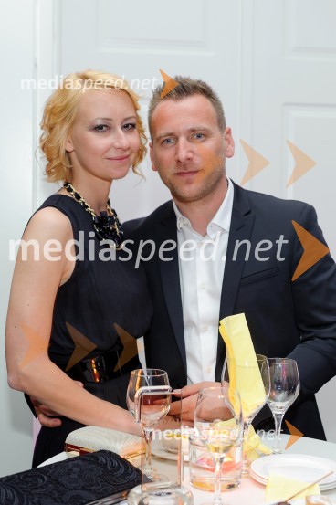  Polona Kostjukovskij;  Jure Filip, Data d.o.o.2. Poslovni in MBA gala ples