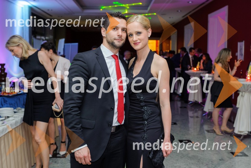  Andraž Kotolenko, NLB d.d. ;  Daniela Bervar Kotolenko, Business Intelligence Center2. Poslovni in MBA gala ples