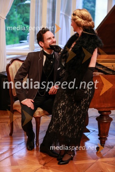  Uroš Marguč, Galerija lepih las;  Koraljka Čeh, mentorica učencev OŠ Janka Padežnika MariborPles gospe Scherbaum v Muzeju NO Maribor