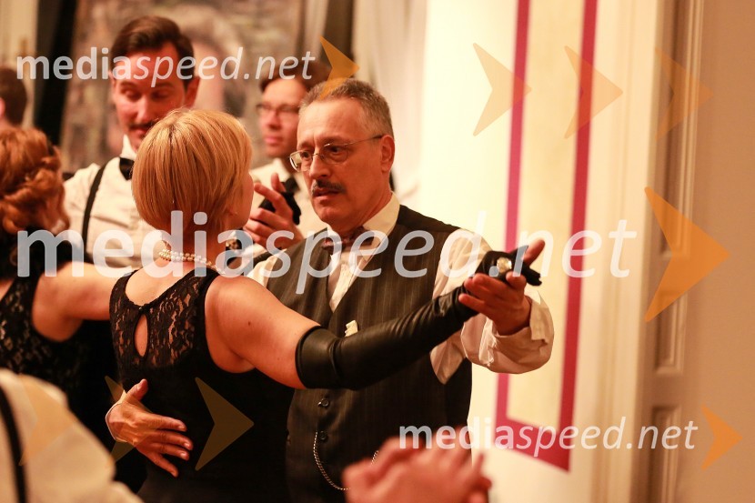  Irena Porekar Kacafura, Pokrajinski muzej Maribor;  Miha Kacafura, fotografPles gospe Scherbaum v Muzeju NO Maribor