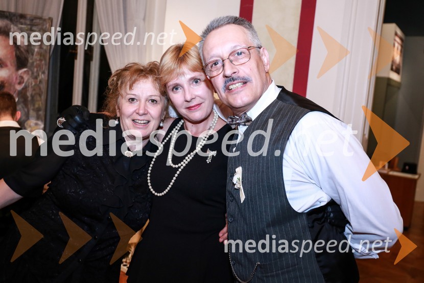  ... ;  Irena Porekar Kacafura, Pokrajinski muzej Maribor;  Miha Kacafura, fotografPles gospe Scherbaum v Muzeju NO Maribor