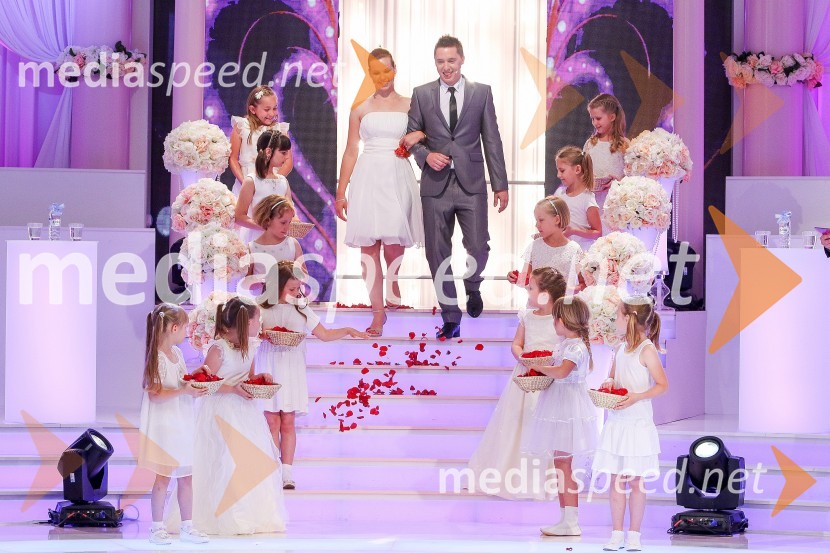  Greta Gričar, finalistka oddaje Popolna poroka;  Toni Ostanek, finalist oddaje Popolna porokaPopolna poroka, finalna oddaja