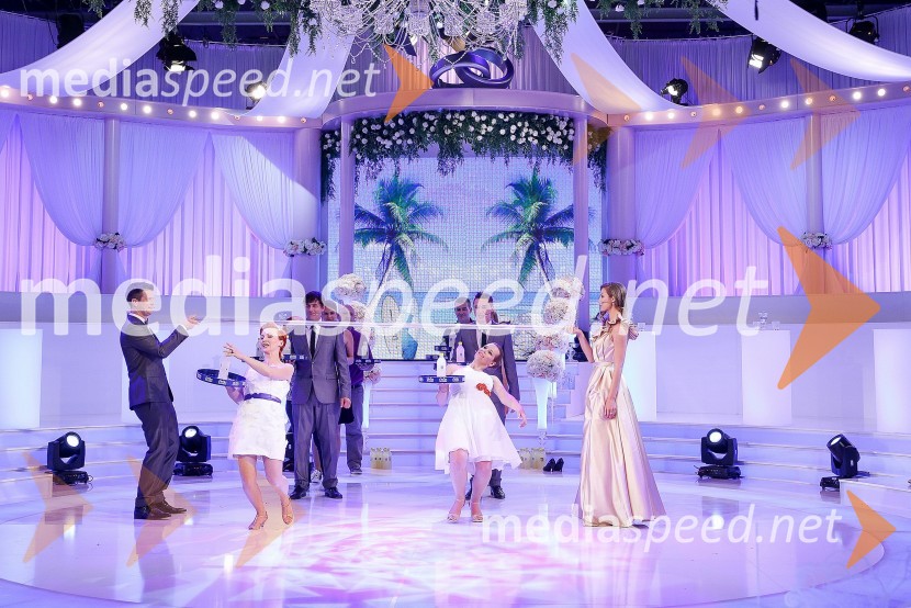  Boštjan Romih, televizijski voditelj;  Ema Kocet, zmagovalka oddaje Popolna poroka;  Greta Gričar, finalistka oddaje Popolna poroka;  Tara Zupančič, voditeljicaPopolna poroka, finalna oddaja