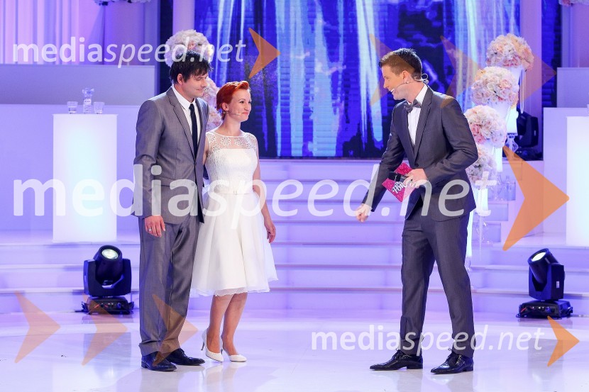  Dejan Vrečič, zmagovalec oddaje Popolna poroka;  Ema Kocet, zmagovalka oddaje Popolna poroka;  Boštjan Romih, televizijski voditeljPopolna poroka, finalna oddaja