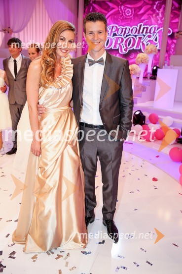  Tara Zupančič, voditeljica;  Boštjan Romih, televizijski voditeljPopolna poroka, finalna oddaja