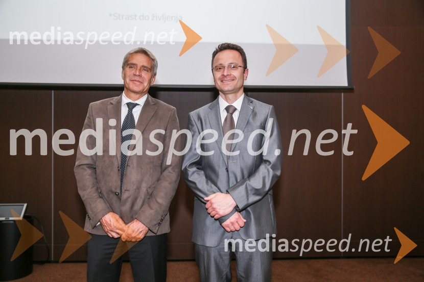  Eric Bernard, generalni direktor Renault Nissan Adriatic;  Marjan Muren, Renault Nissan SlovenijaNovi Renault Espace