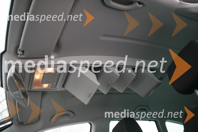 Seat Altea XL Ecomotive 1.6 TDI, uporabni predalčki na stropuSeat Altea XL Ecomotive 1.6 TDI, mediaspeed test