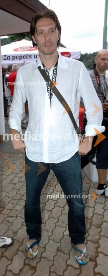 Miran Pavlin, nogometašVIP tenis turnir