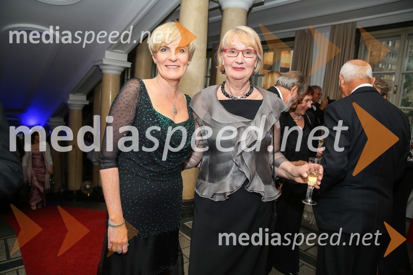  Mojca Lah, predsednica SILA;  ... Mednarodni gala večer društva Sila