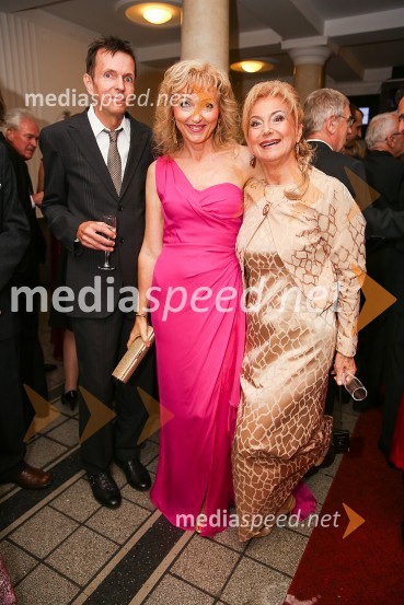  Andrej Kocjan, arhitekt;  Lilijana Kastelic, oblikovalka;  Doroteja Omahen, članica odbora za SILA GALA, urednica SILA kuharske knjigeMednarodni gala večer društva Sila