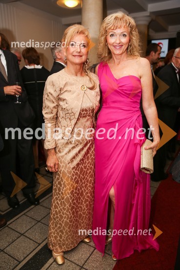  Doroteja Omahen, članica odbora za SILA GALA, urednica SILA kuharske knjige;  Lilijana Kastelic, oblikovalkaMednarodni gala večer društva Sila