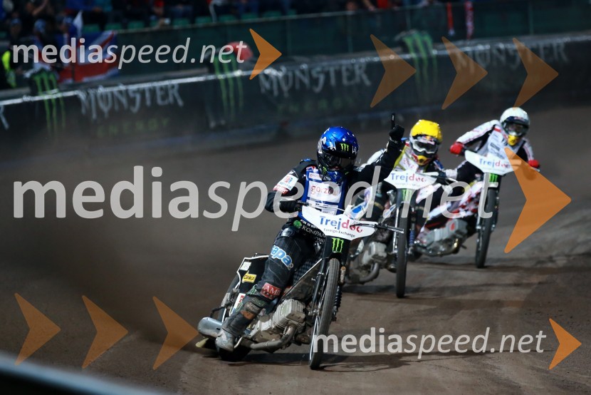 Žagar sedmi v Pragi, hattrick Woffindna