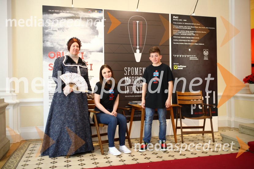 dr. Aleksandra  Berberih Slana, direktorica Muzeja narodne osvoboditve Maribor;  ... ;  ... Prevzeli smo muzej, Muzej narodne osvoboditve Maribor