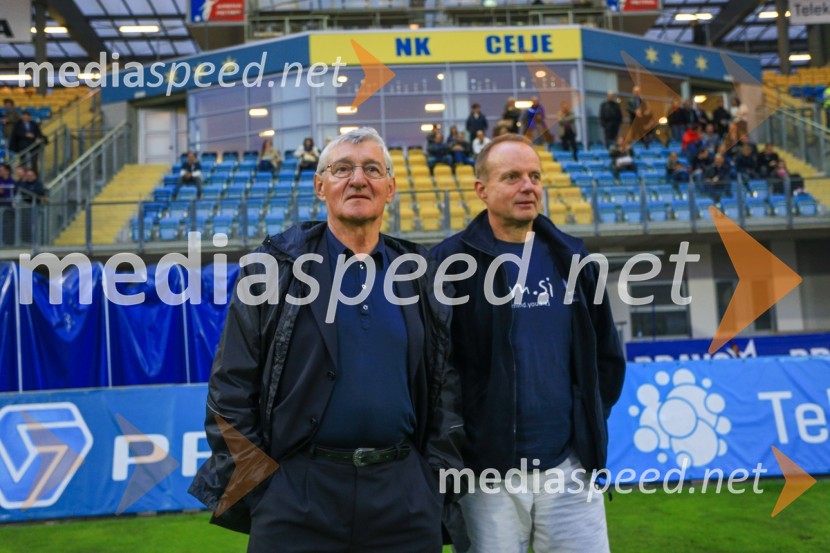  Vojislav Simeunovič; prof. dr. Marko Jesenšek, dekan, Filozofska fakulteta, Univerza v MariboruUniverza v Ljubljani premagala nogometno ekipo Univerze v Mariboru