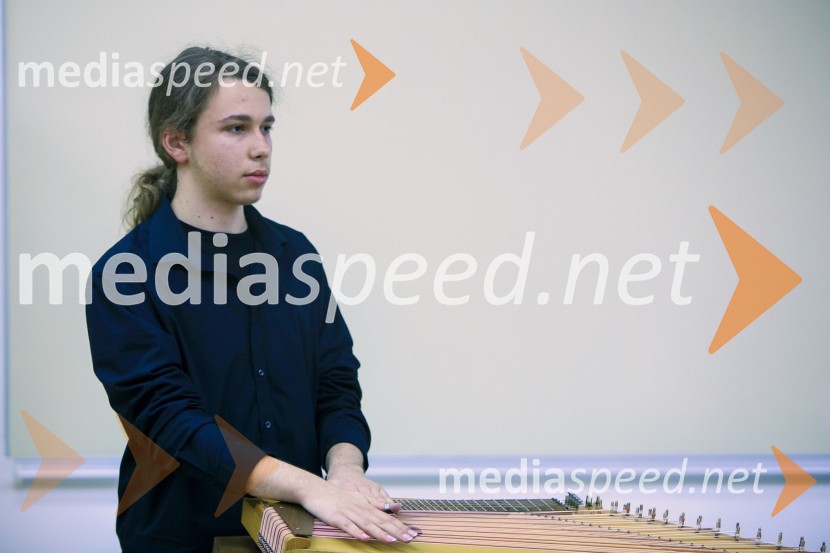  Izidor Tojnko16. mednarodna slavistična konferenca, Univerza v Mariboru