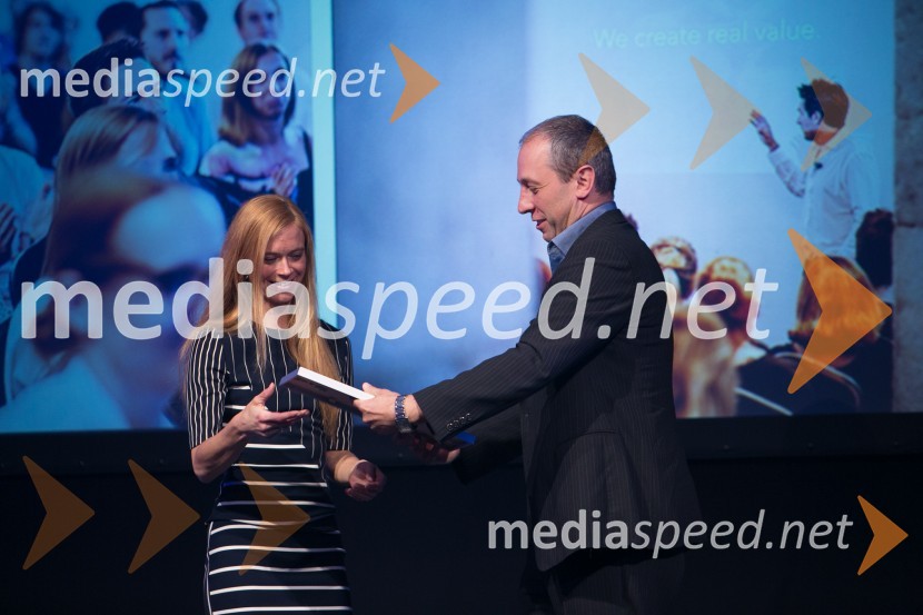  Zala Praprotnik, odnosi z javnostmi, Deloitte d.o.o.;  Darko Dujić, DMS, Ceneje.si20. Slovenska marketinška konferenca