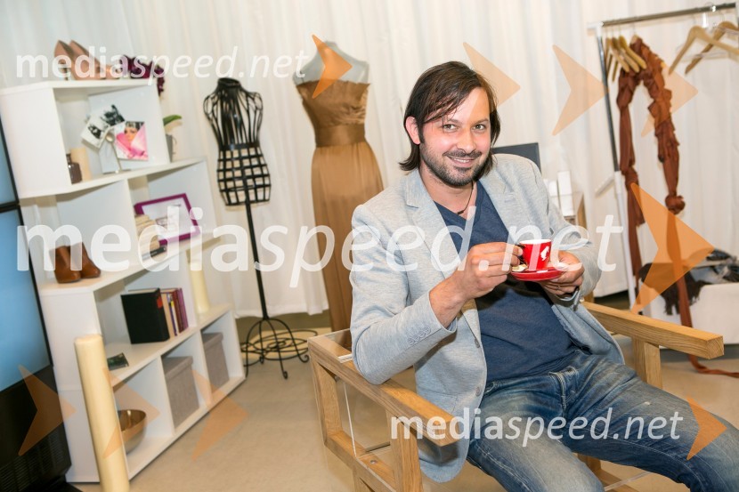  Grega Gabor, mož Maje ŠušnjaraKavica z Nino Šušnjaro