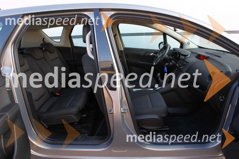 Opel Meriva 1.4 Turbo 88 kW Enjoy, B stebriček ne motiOpel Meriva 1.4 Turbo 88 kW Enjoy, mediaspeed test