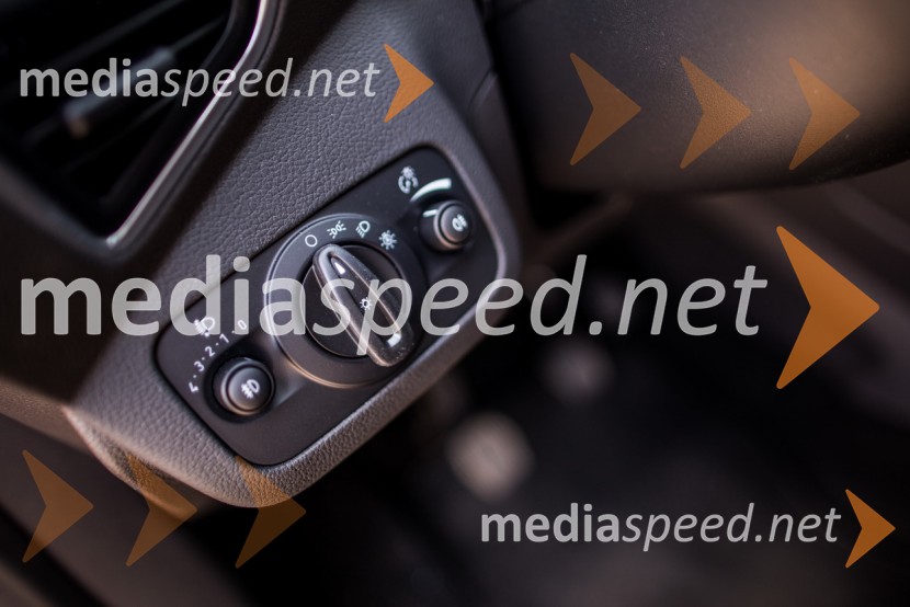 Ford Kuga 2.0 TDCI Titanium, nastavitve žarometovFord Kuga 2.0 TDCI Titanium, mediaspeed test