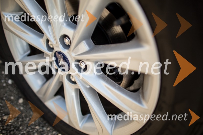 Ford Kuga 2.0 TDCI Titanium, lita platiščaFord Kuga 2.0 TDCI Titanium, mediaspeed test