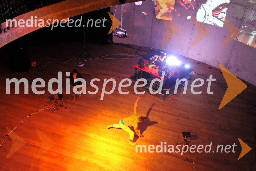 LADYBIRDORIUM live: DreamsLadybirdorium live: Dreams