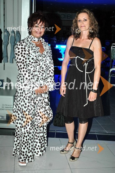 Zdenka Kahne, lastnica in direktorica kozmetike Kahne s hčerko NinoOtvoritev prenovljenega nakupovalnega središča City park v Ljubljani