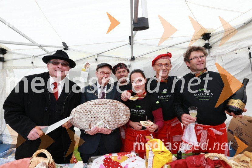 dr. Andrej Fištravec, župan, Mestna občina Maribor;  Norman Adams, župan, Greenwich;  ... ;  ... ;  ... ;  ... Promocija Maribora in Štajerske v Londonu