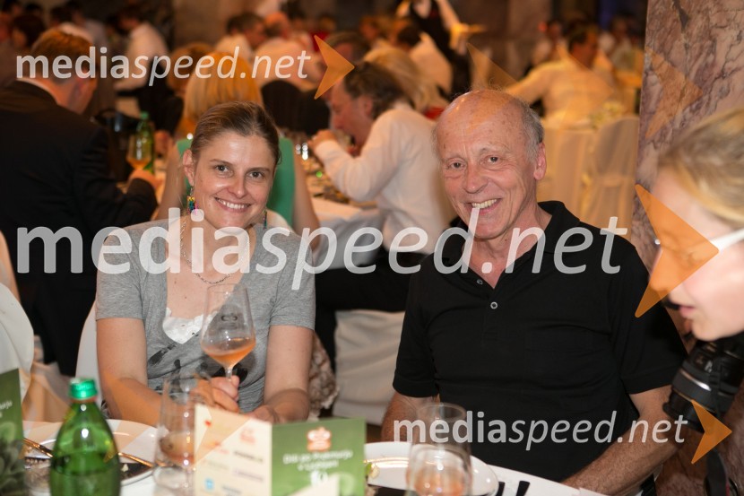  Staša Cafuta Trček, novinarka www.thethirdwine.com;  Jože Rozman, vinski publicistDiši po Prekmurju 2015, kulinarični večer