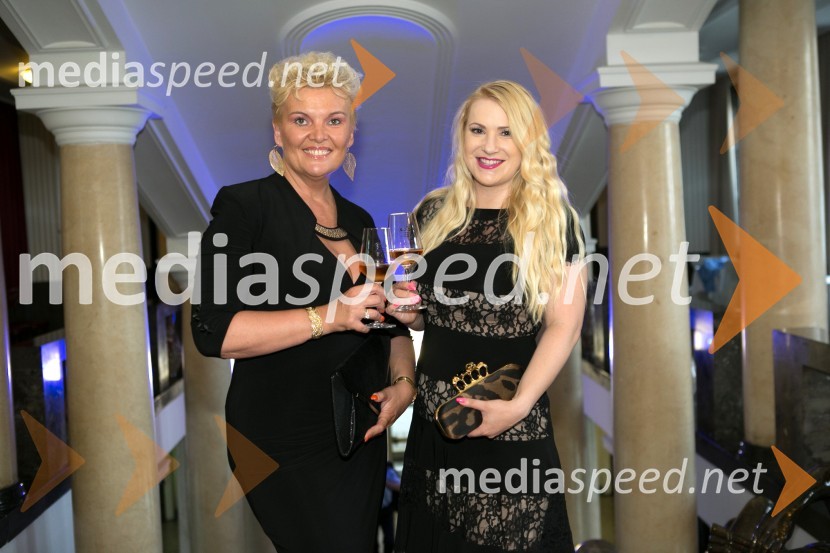  Olga Belec, direktorica, Hotel Diana;  Danica Lovenjak, novinarkaDiši po Prekmurju 2015, kulinarični večer