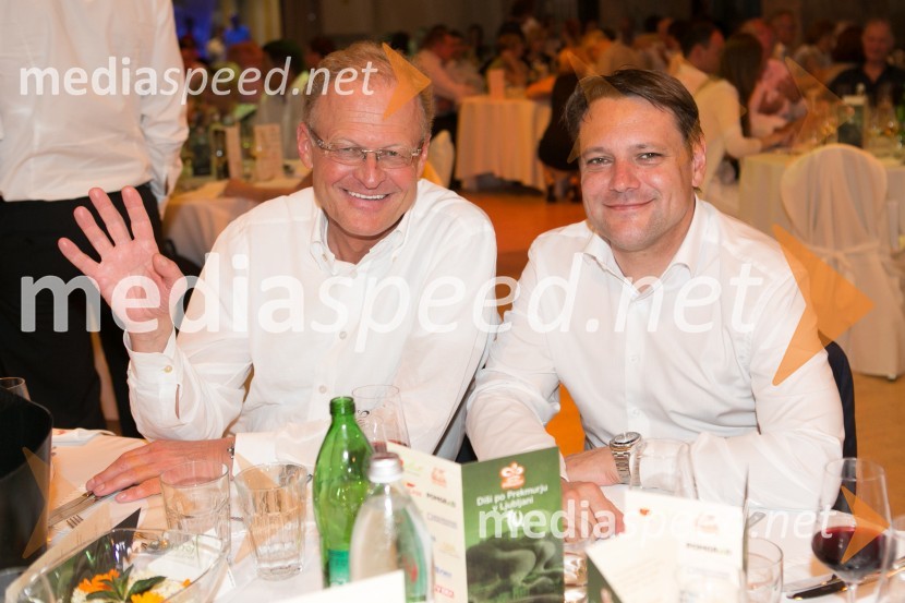  Janez  Škrabec, direktor Riko d.o.o.,  Alumni kluba EF, predsednik Slovensko-ruskega poslovnega sveta;  Toni Balažič, predsednik uprave Mercator d.d.Diši po Prekmurju 2015, kulinarični večer