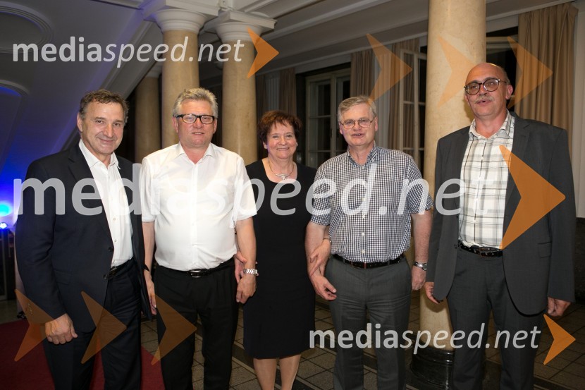  Branko Meh, predsednik upravnega odbora Obrtne zbornice Slovenije;  Vlado Mandič;  Marija Bačič, poslanka SD;  Boris Štefanec, predsednik Komisije za preprečevanje korupcije;  ... Diši po Prekmurju 2015, kulinarični večer