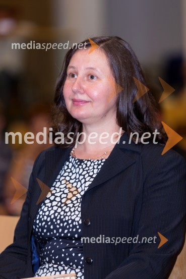 dr. Tjaša  Štrukelj, Ekonomsko-poslovna fakulteta, Univerza v MariboruPromocija doktorjev znanosti UM, junij 2015