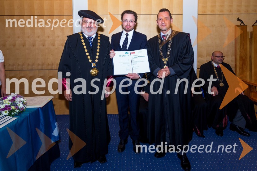 prof. dr. Igor Tičar, rektor, Univerza v Mariboru; dr. Gregor Drnovšek, Pravna fakulteta, UM; prof. dr. Saša Prelič, dekan, Pravna fakulteta, Univerza v MariboruPromocija doktorjev znanosti UM, junij 2015