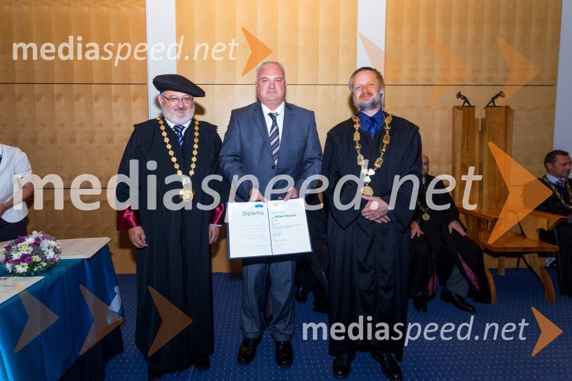 prof. dr. Igor Tičar, rektor, Univerza v Mariboru; dr. Robert Maruša, Fakulteta za elektrotehniko, računalništvo in informatiko, UM; prof. dr. Borut  Žalik, dekan, Fakulteta za elektrotehniko, računalništvo in informatiko, Univerza v MariboruPromocija doktorjev znanosti UM, junij 2015