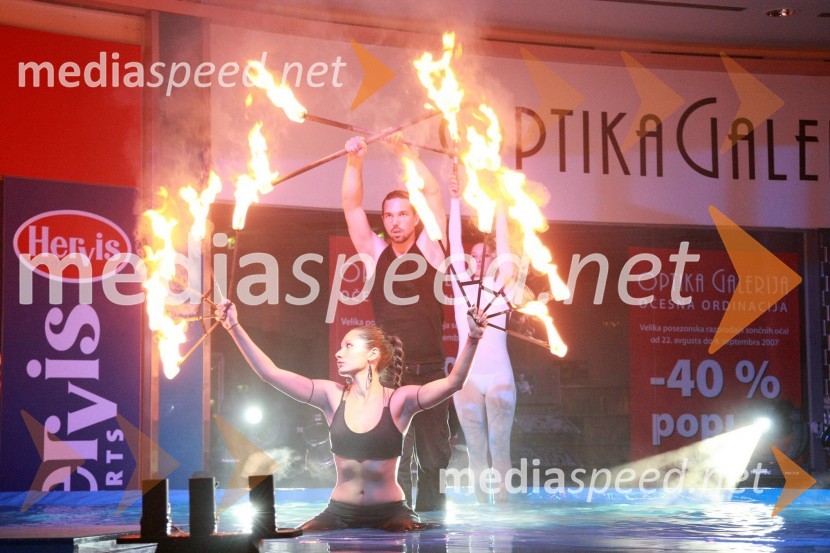 NastopajočiOtvoritev prenovljenega nakupovalnega središča Europark