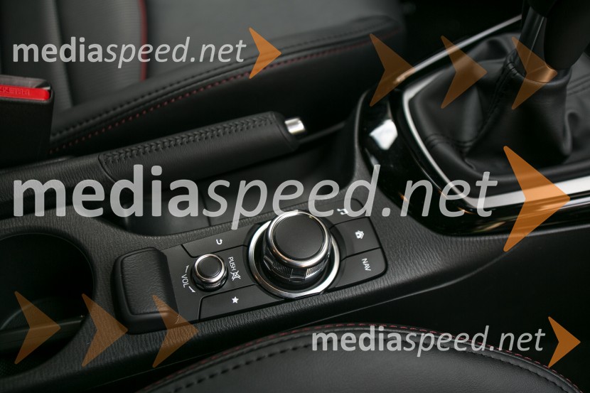 Mazda CX -3, slovenska predstavitev