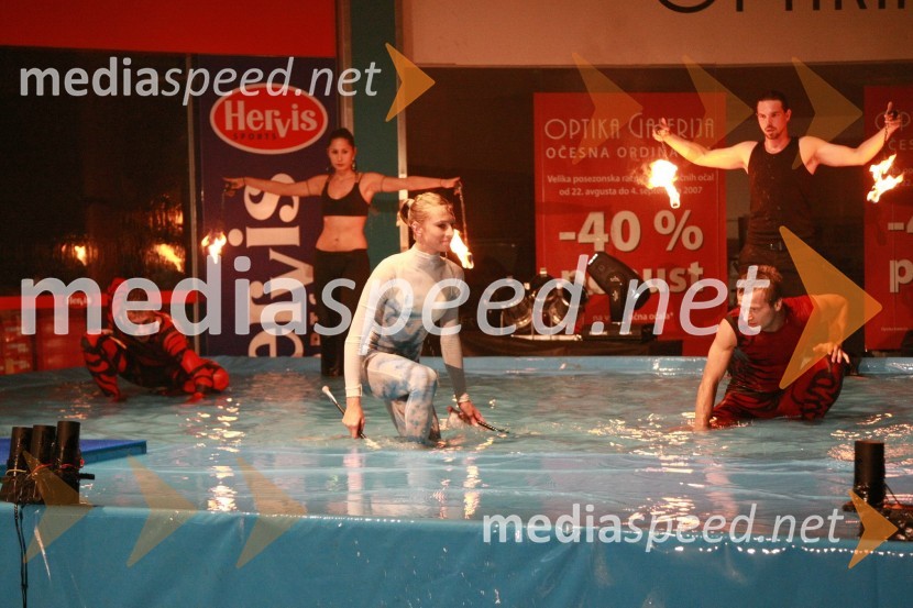 NastopajočiOtvoritev prenovljenega nakupovalnega središča Europark