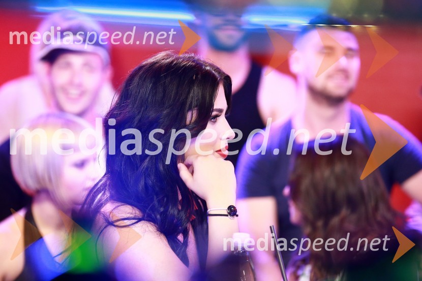  Ivona Pavlović, tekmovalka v resničnostnem šovu BarČrt Banko je zmagovalec Bara