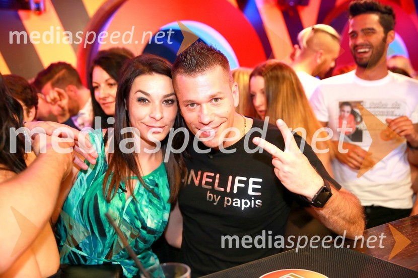  ... ;  Črt Banko, tekmovalec v resničnostnem šovu BarČrt Banko je zmagovalec Bara