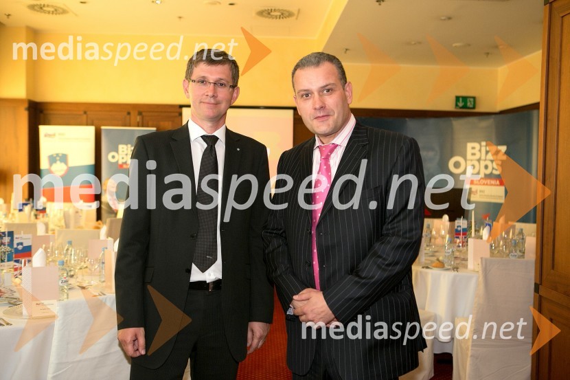  Martin Logar, izvršni direktor, Britansko-slovenska gospodarska zbornica;  Andy Hunt Vodopivec, 	 INTRA LIGHTING d.o.o. SLOVENIA.Poslovna večerja, Britansko-slovenska gospodarska zbornica